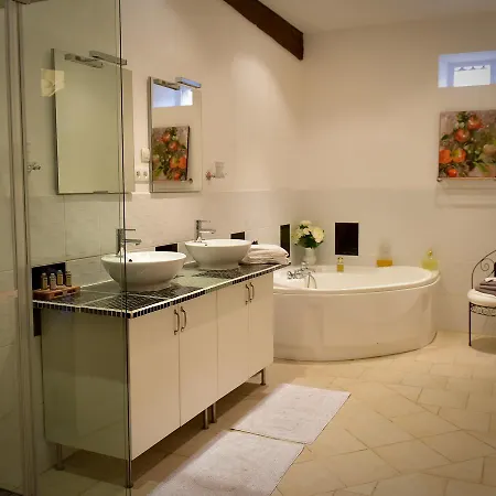 Bed and Breakfast La Grange Aux Peintres