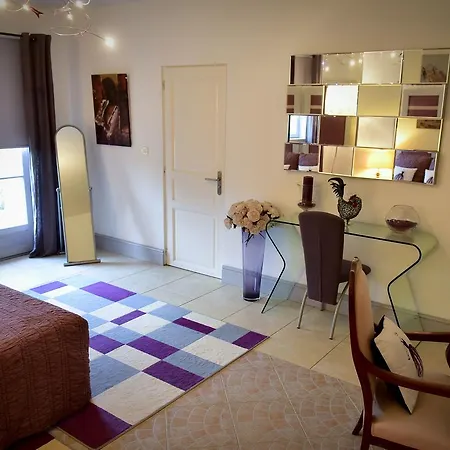 La Grange Aux Peintres Bed and Breakfast Λα Ροσέλ