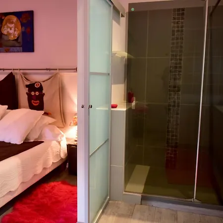 Bed and Breakfast La Grange Aux Peintres Λα Ροσέλ